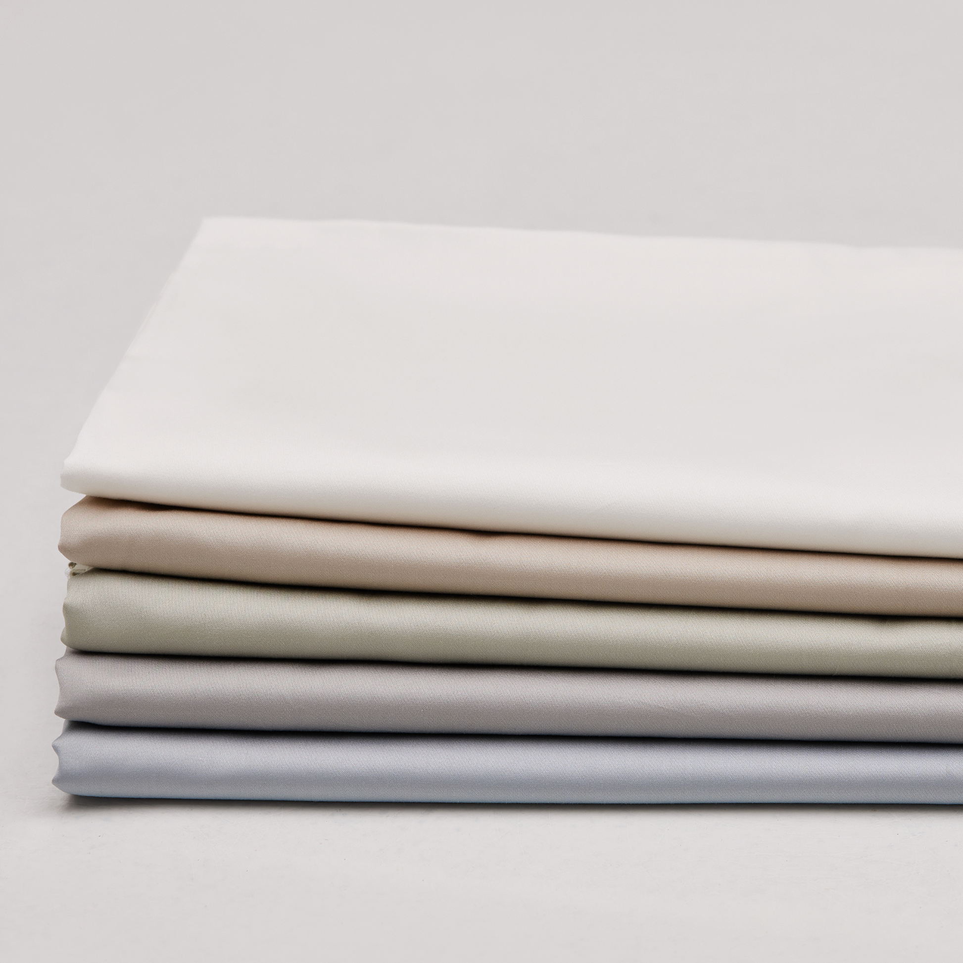 Nelpanda Classic fitted sheets made from 300-thread-count high-density sateen weave cotton