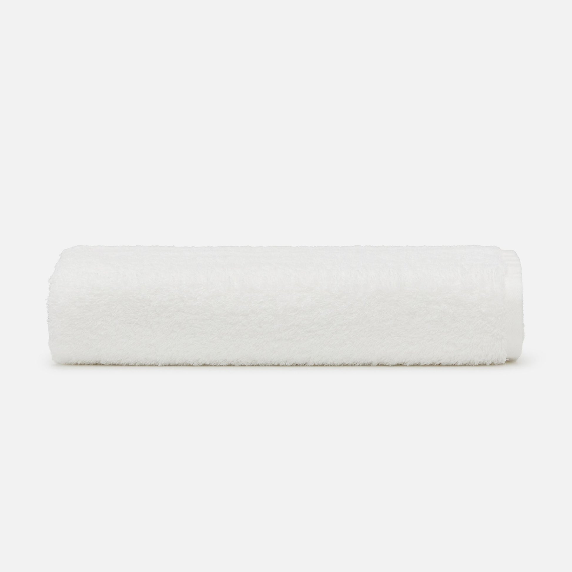 Soft and highly absorbent NELPANDA Plush Egyptian cotton bath towel in white