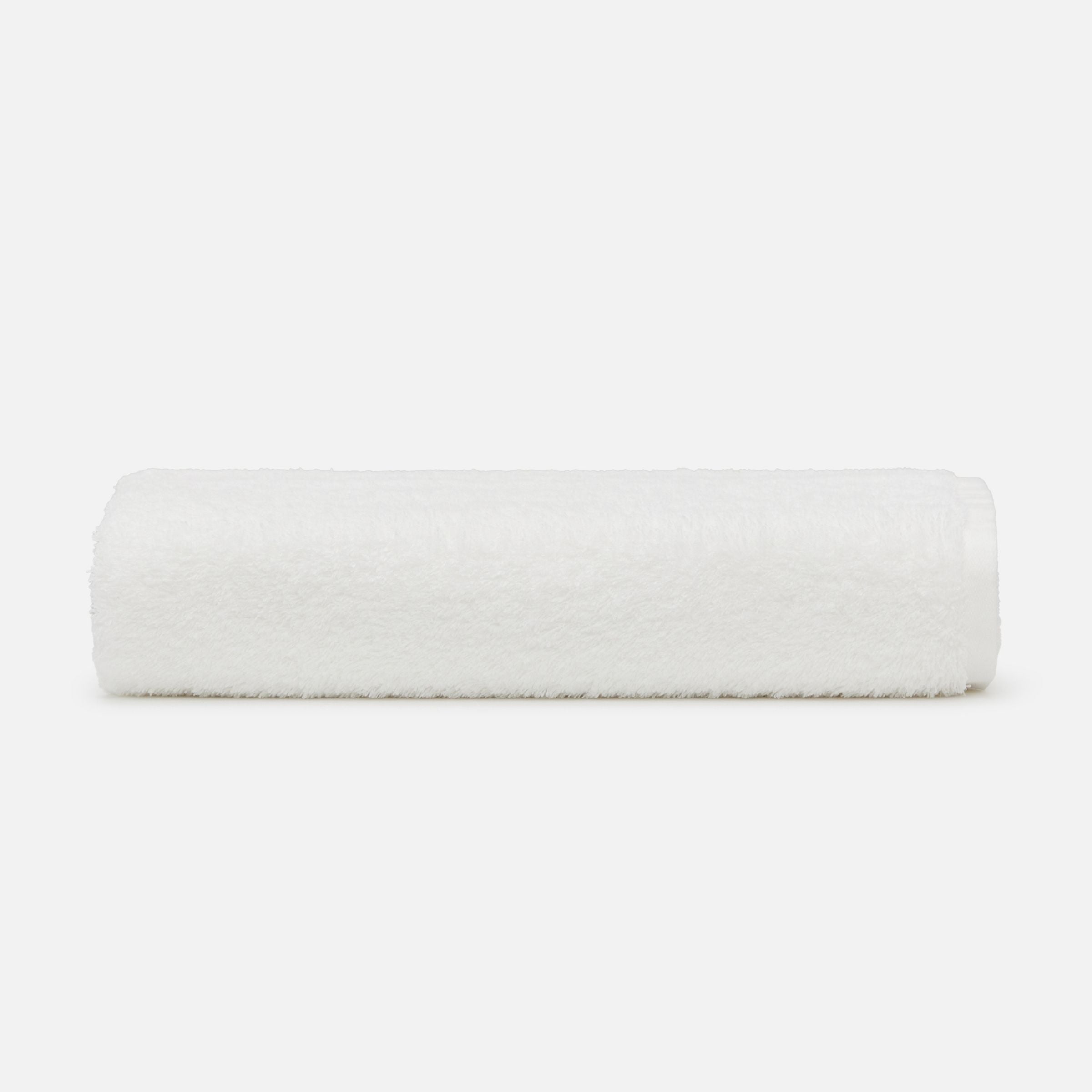 Soft and highly absorbent NELPANDA Plush Egyptian cotton bath towel in white