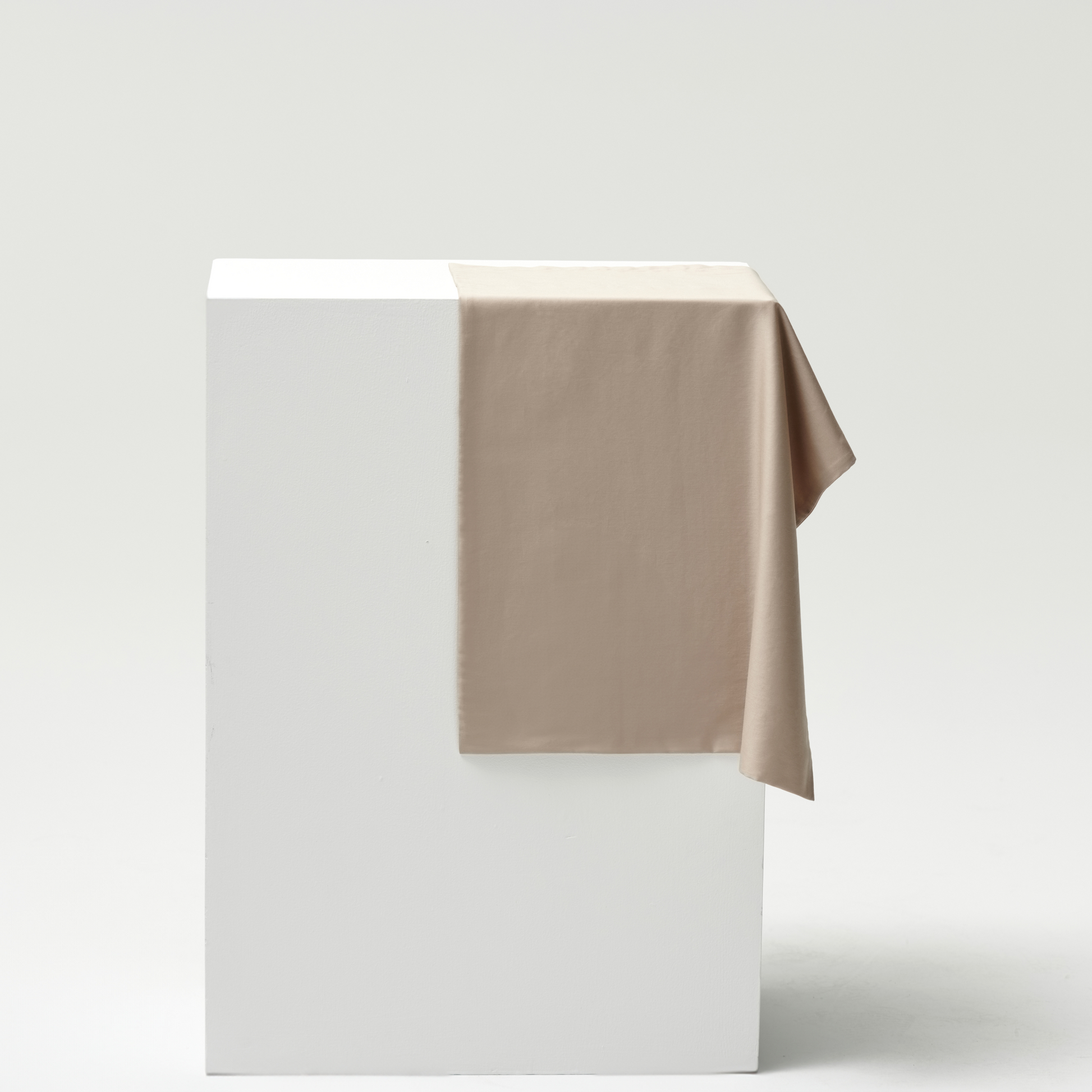 beige-hang