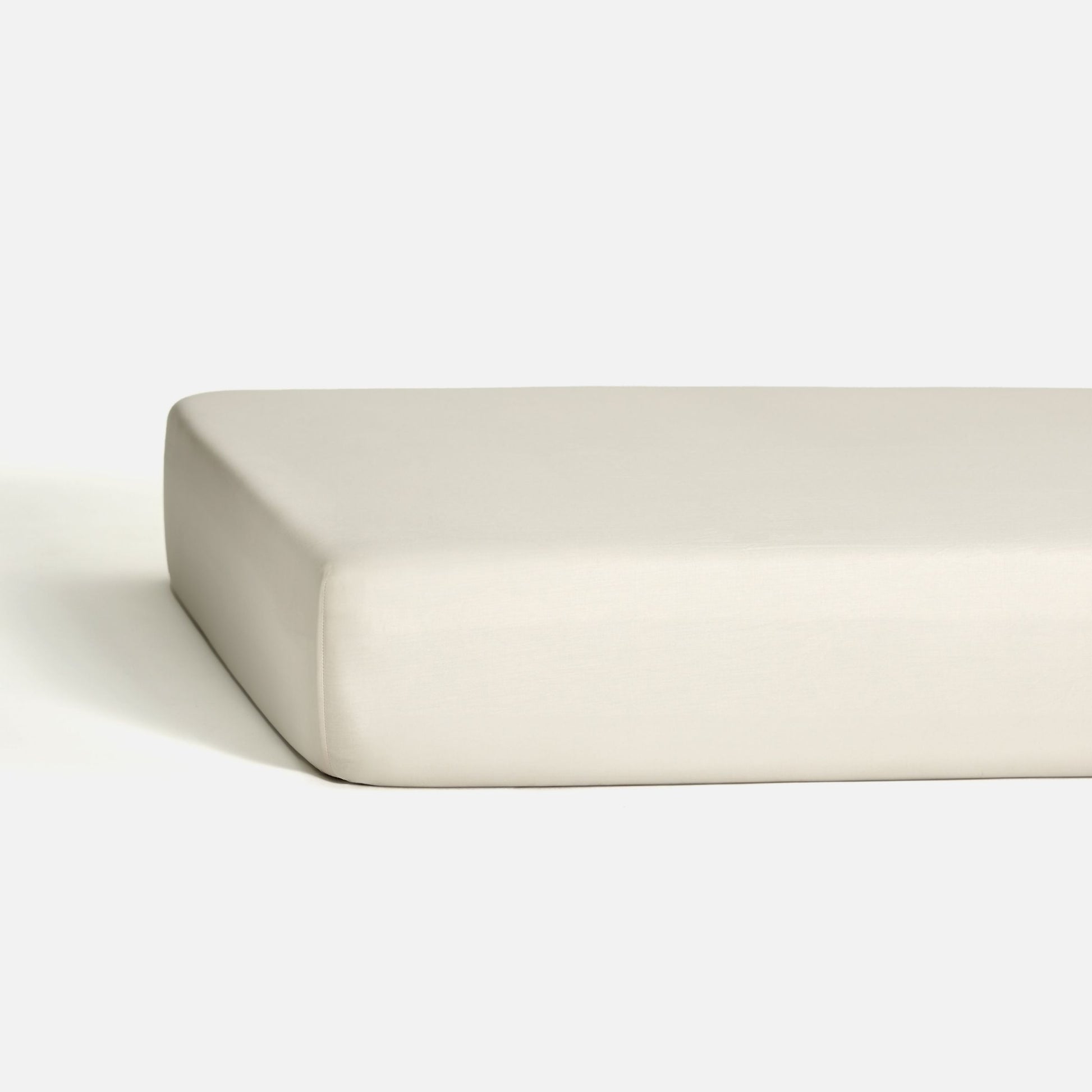 Nelpanda  Tencel™ Lyocell fiber fitted sheet in beige 